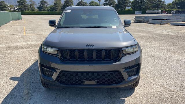 new 2024 Jeep Grand Cherokee car, priced at $47,175