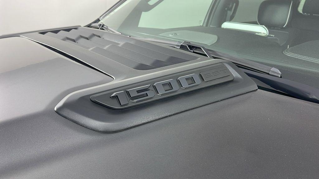 new 2025 Ram 1500 car, priced at $60,551