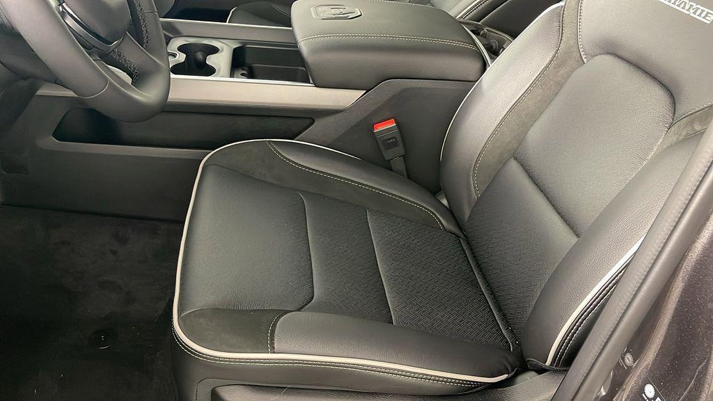 new 2025 Ram 1500 car, priced at $60,551
