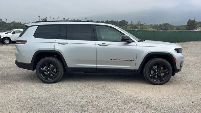 new 2024 Jeep Grand Cherokee L car, priced at $58,560