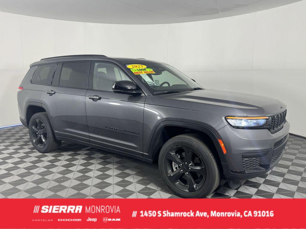 new 2024 Jeep Grand Cherokee L car, priced at $38,995