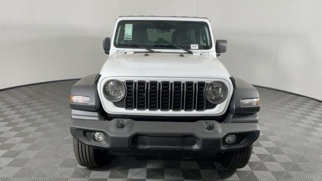 new 2025 Jeep Wrangler car, priced at $46,485