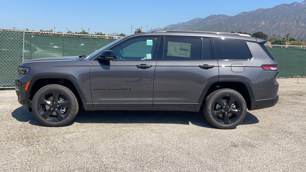new 2024 Jeep Grand Cherokee L car, priced at $44,750