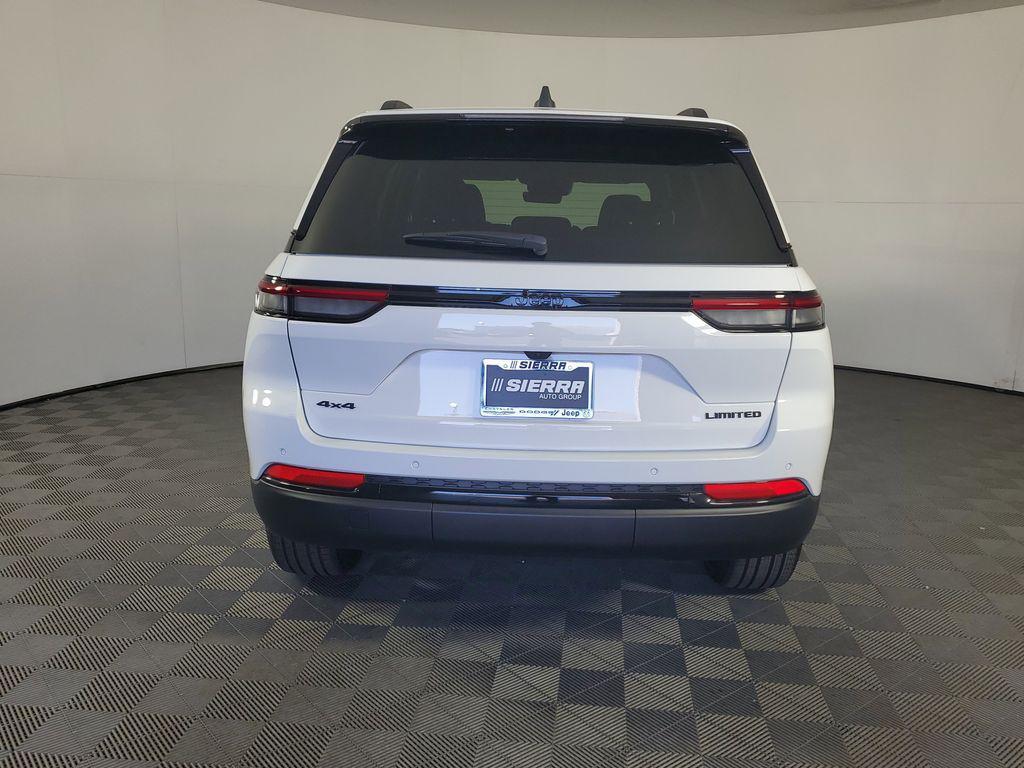 new 2025 Jeep Grand Cherokee car, priced at $49,300
