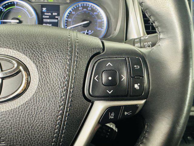 used 2019 Toyota Highlander Hybrid car, priced at $35,837