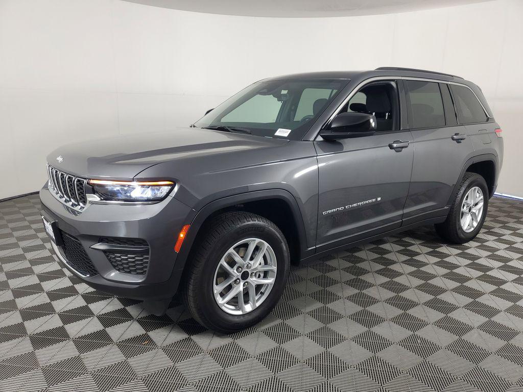 used 2025 Jeep Grand Cherokee car, priced at $30,395