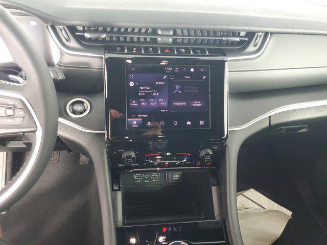 used 2025 Jeep Grand Cherokee car, priced at $33,811