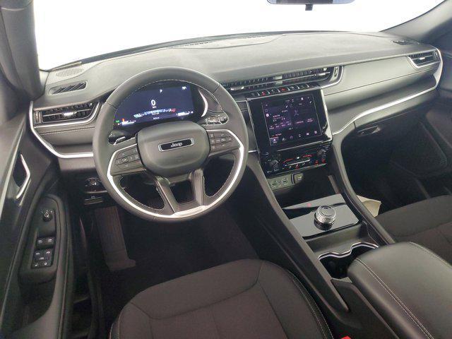 used 2025 Jeep Grand Cherokee car, priced at $33,811