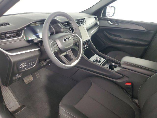 used 2025 Jeep Grand Cherokee car, priced at $33,811