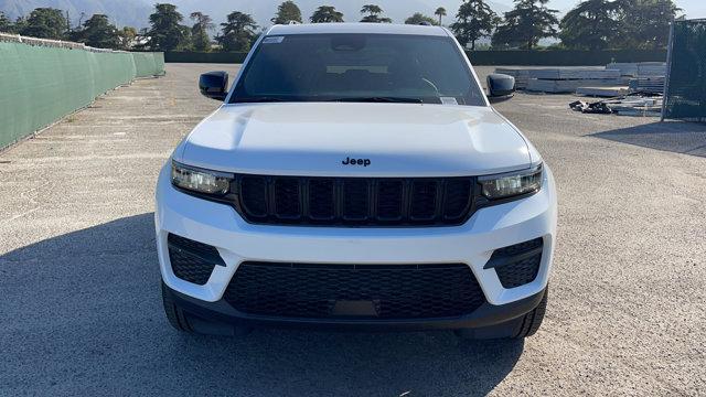 new 2024 Jeep Grand Cherokee car, priced at $48,580