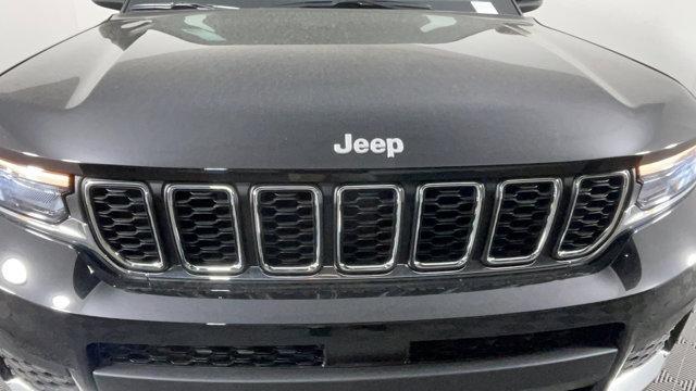 new 2025 Jeep Grand Cherokee L car, priced at $41,925