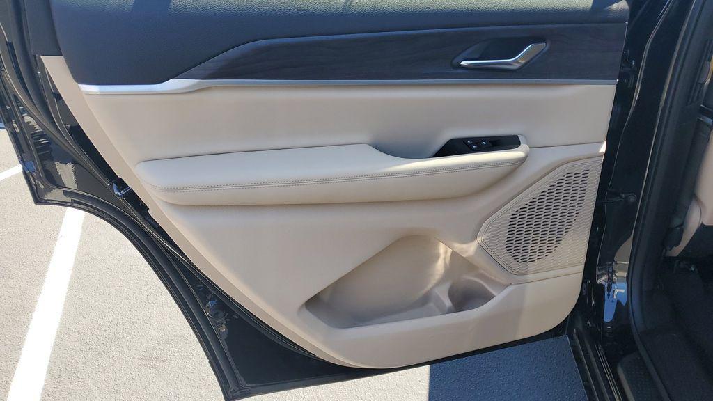 new 2025 Jeep Grand Cherokee L car, priced at $46,850