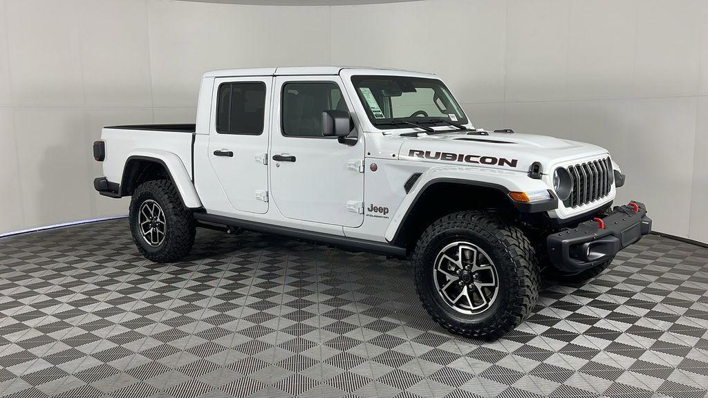 new 2025 Jeep Gladiator car, priced at $52,450