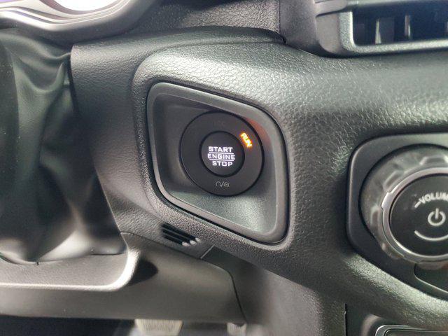 new 2025 Jeep Wrangler car, priced at $43,975