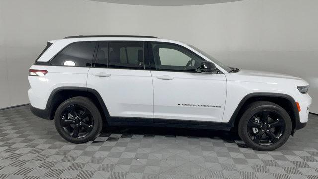 used 2024 Jeep Grand Cherokee car, priced at $36,994