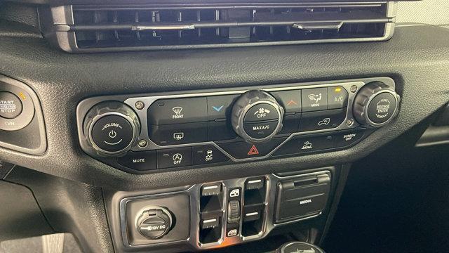 new 2025 Jeep Wrangler car, priced at $44,570