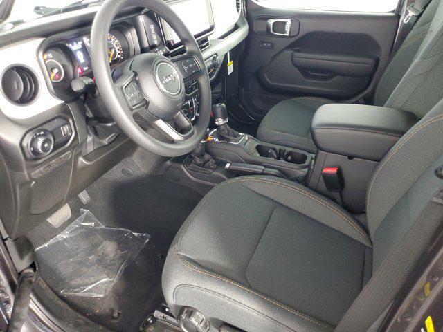 new 2025 Jeep Wrangler car, priced at $44,570