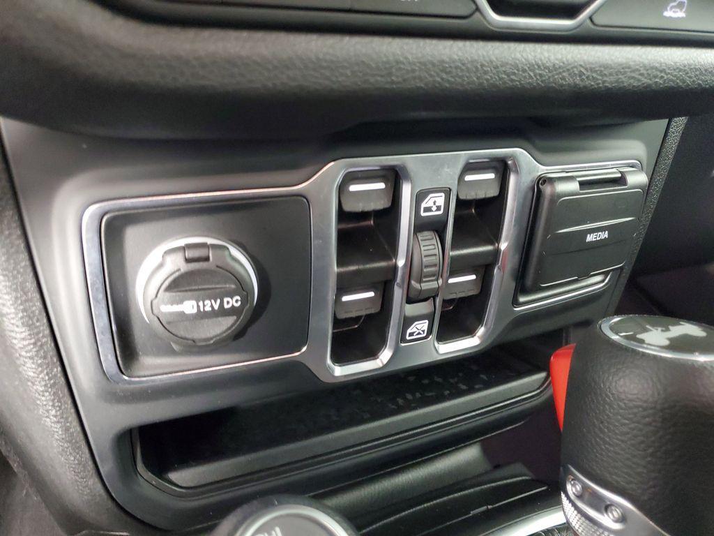 used 2025 Jeep Wrangler car, priced at $37,761