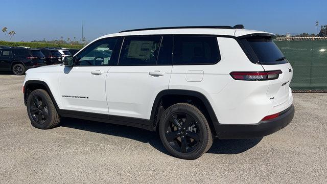 new 2024 Jeep Grand Cherokee L car, priced at $62,735