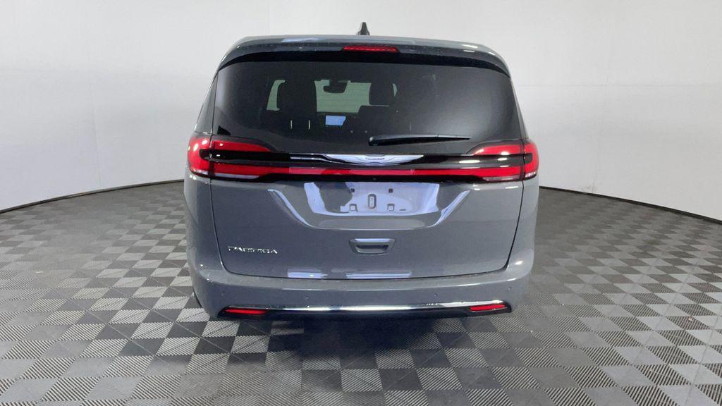new 2025 Chrysler Pacifica car, priced at $40,650