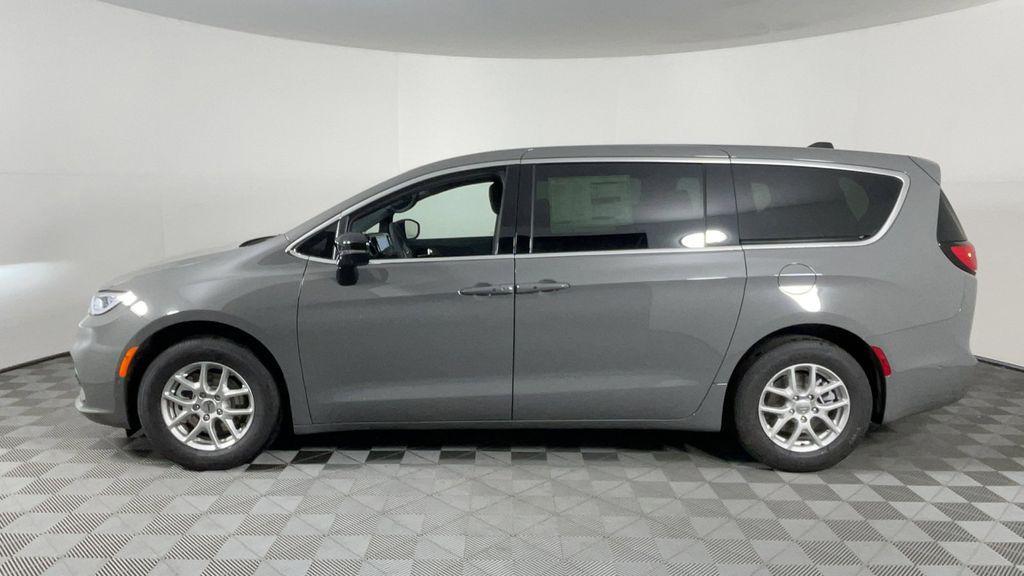 new 2025 Chrysler Pacifica car, priced at $40,650
