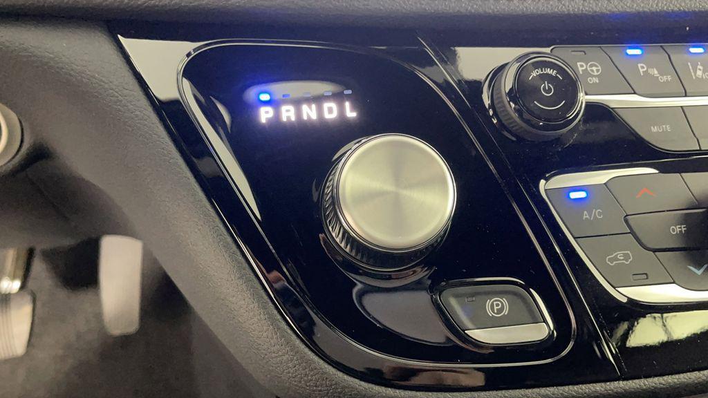new 2025 Chrysler Pacifica car, priced at $40,650