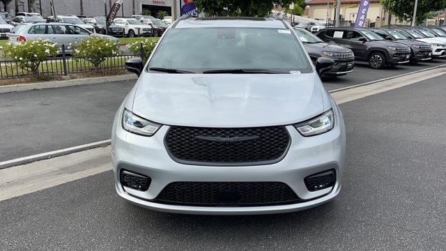 new 2023 Chrysler Pacifica car, priced at $52,935