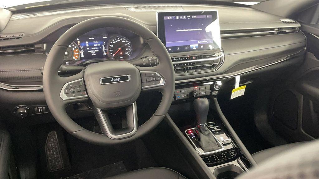 new 2025 Jeep Compass car, priced at $29,350