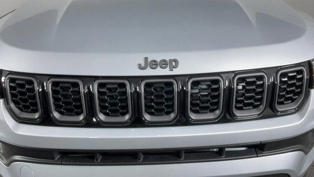 new 2025 Jeep Compass car, priced at $32,355