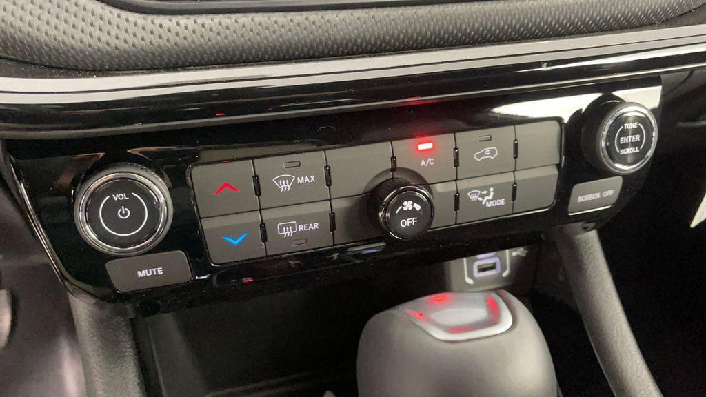 new 2025 Jeep Compass car, priced at $29,350