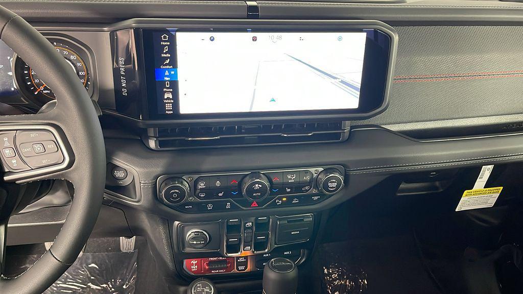 new 2025 Jeep Gladiator car, priced at $52,350