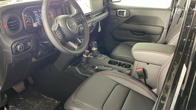 new 2025 Jeep Gladiator car, priced at $64,185