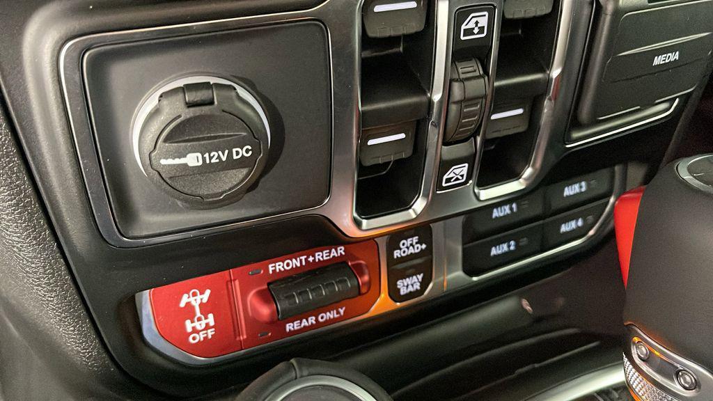 new 2025 Jeep Gladiator car, priced at $52,350