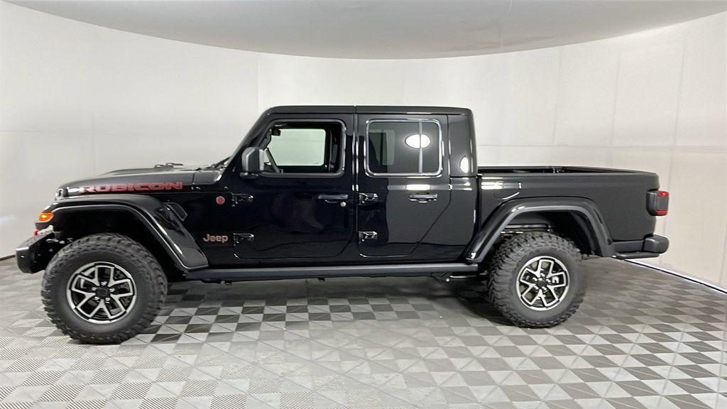 new 2025 Jeep Gladiator car, priced at $52,350