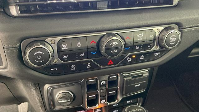 new 2025 Jeep Gladiator car, priced at $64,185