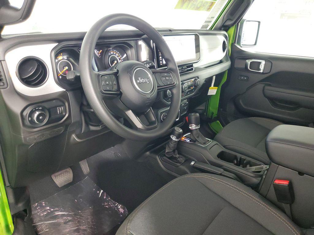 new 2025 Jeep Wrangler car, priced at $40,250