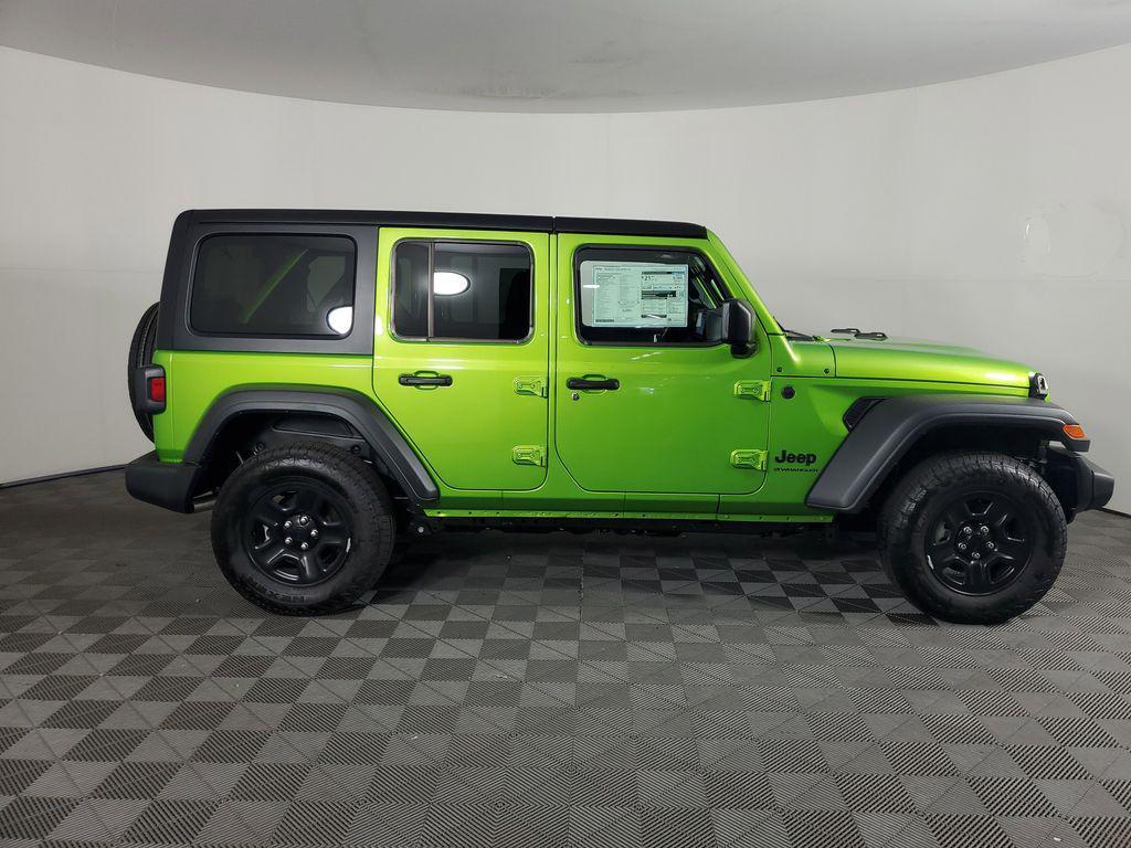 new 2025 Jeep Wrangler car, priced at $40,250