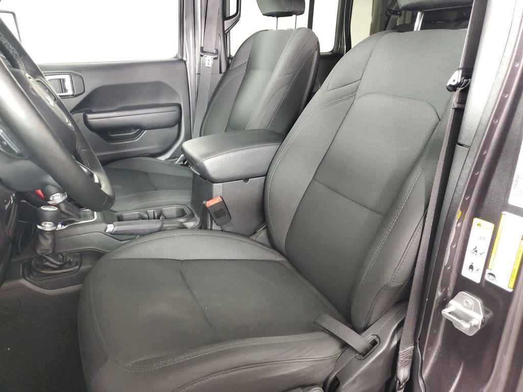 used 2020 Jeep Gladiator car, priced at $25,463