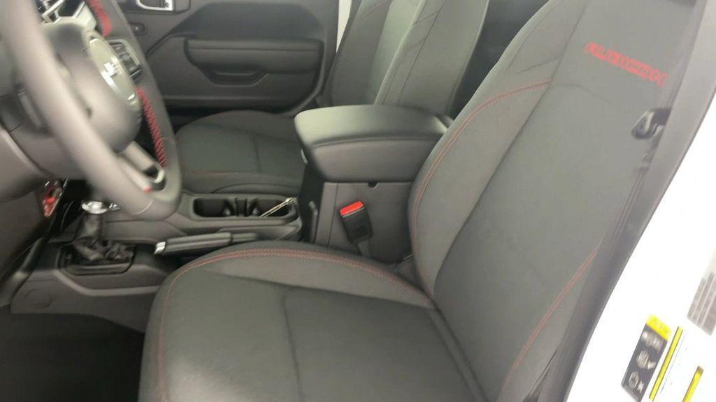 new 2025 Jeep Wrangler car, priced at $50,950