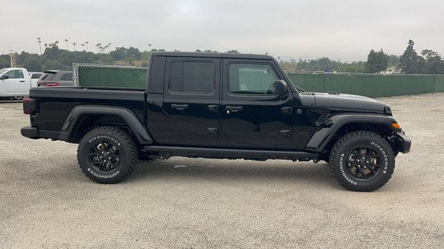 new 2024 Jeep Gladiator car, priced at $51,580