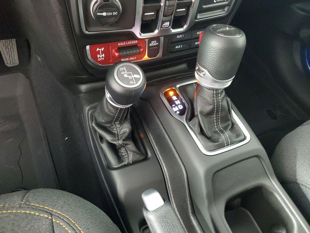 new 2025 Jeep Gladiator car, priced at $45,750