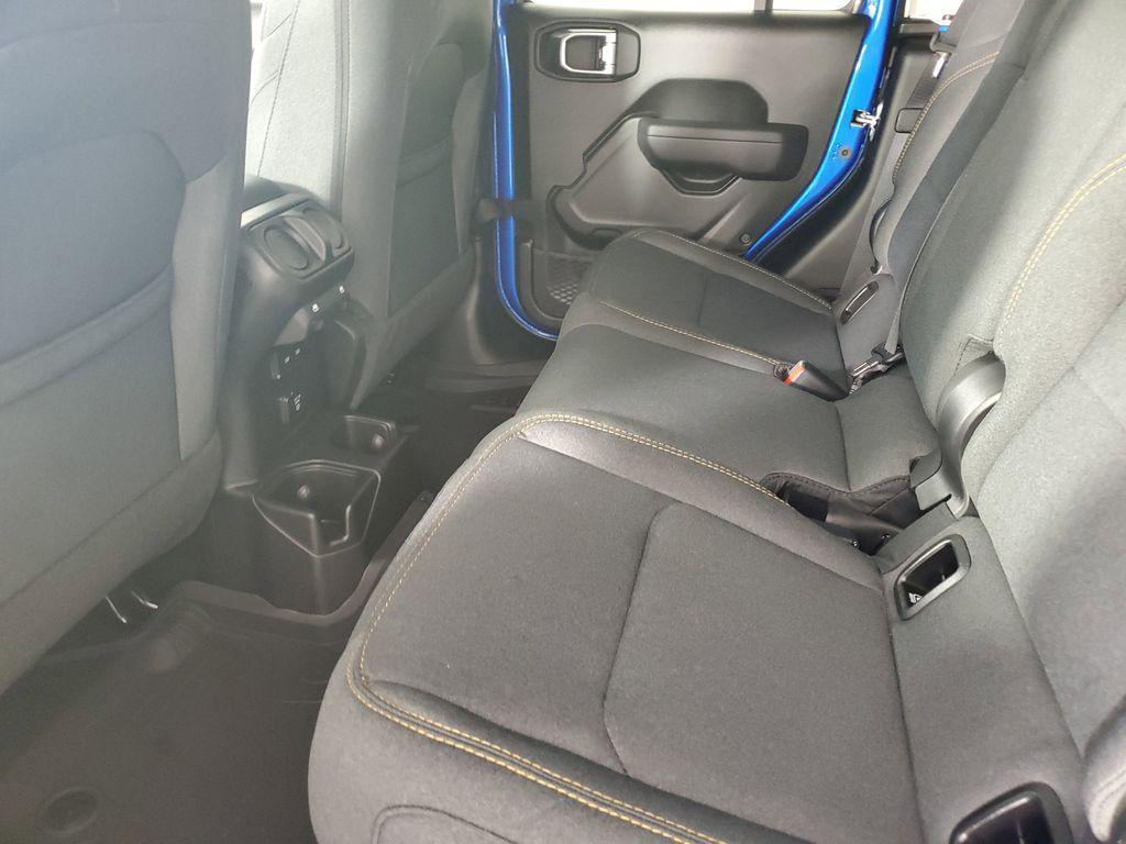 new 2025 Jeep Gladiator car, priced at $45,750