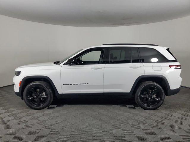 used 2023 Jeep Grand Cherokee car, priced at $32,481
