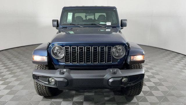 new 2025 Jeep Gladiator car, priced at $43,685