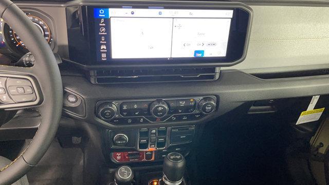 new 2025 Jeep Wrangler car, priced at $54,570