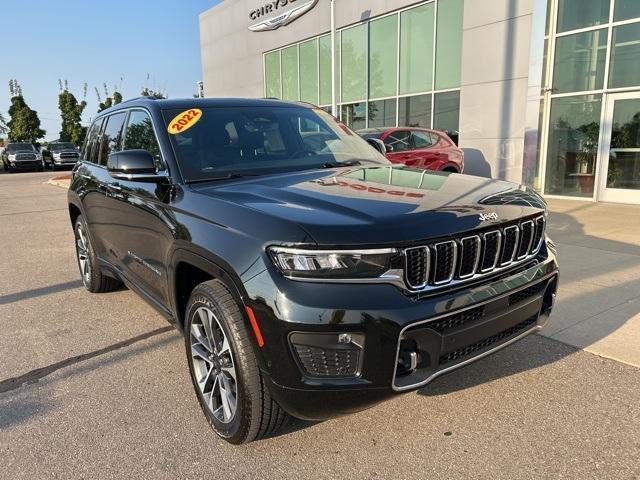 used 2022 Jeep Grand Cherokee car, priced at $41,995