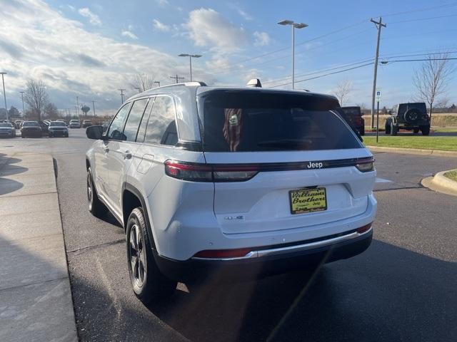 new 2025 Jeep Grand Cherokee 4xe car