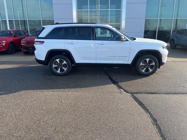 new 2025 Jeep Grand Cherokee 4xe car