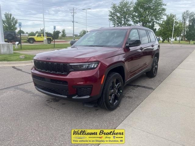 new 2024 Jeep Grand Cherokee L car, priced at $48,689