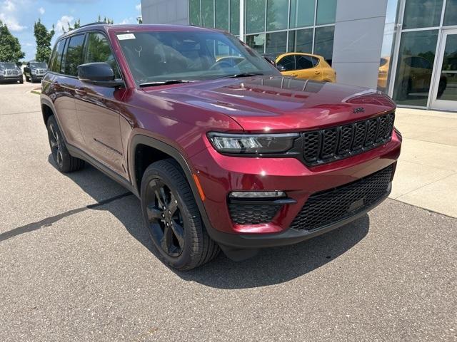 new 2024 Jeep Grand Cherokee car, priced at $46,689